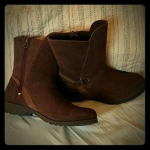 Teva Brown Suede Ankle Booties 7.5
